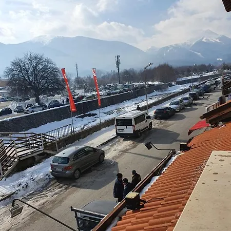 Lägenhet Spacious And Cosy In Royal Towers Complex