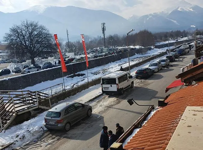 Appartamento Spacious And Cosy In Royal Towers Complex